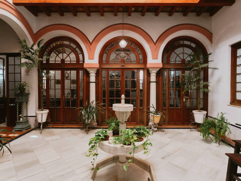 apartamentos en sevilla casa sevillana con patio andaluz